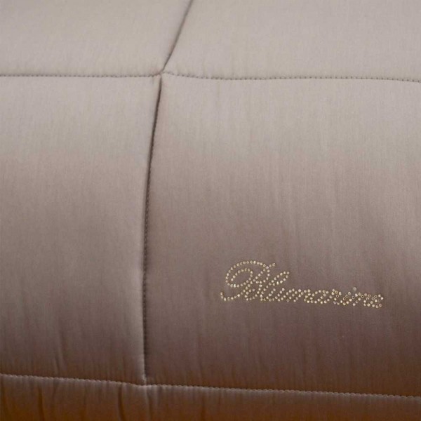 Courtepointe Satin lit double Blumarine Lory couleur argile