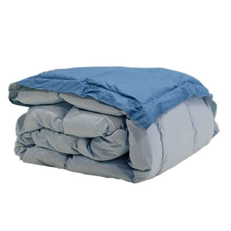 Decke aus Daunen in Bicolor für Doppelbett von DaunenStep Orizzonte in Blau- MITTELSAISON
