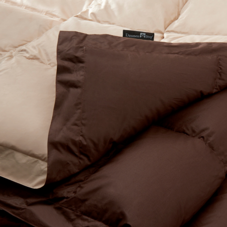 Coutte en plumes bicolore pour lit une place et demie DaunenStep Cappuccino couleur marron/beige – CLASSIC WINTER