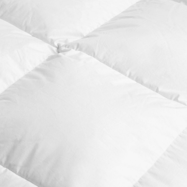 Bettdecke aus Daunen für Einzelbett von DaunenStep D200 - KALTER WINTER