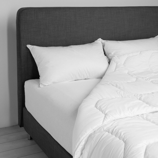 Bettdecke aus synthetischer Faser für französisches Bett von DaunenStep Neostep 200 - CLASSIC WINTER