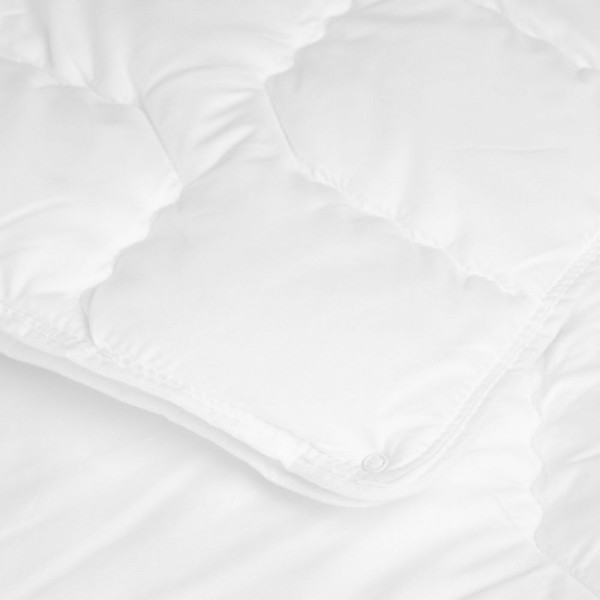 Bettdecke aus synthetischer Faser für Doppelbett von DaunenStep Neostep 200 - DREI VIER JAHRESZEITEN