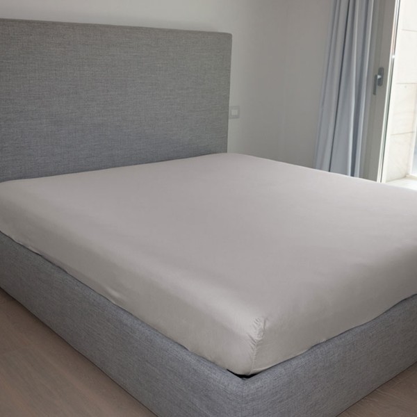 Lenzuola sotto con angoli letto matrimoniale 180x200 Cavalieri Lara in cotone colore Ostrica